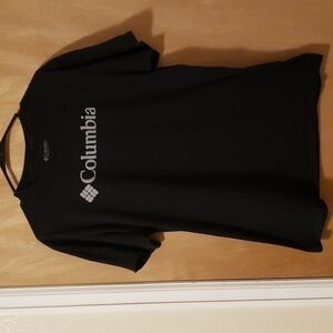 𝅺columbia Short Sleeve Tee